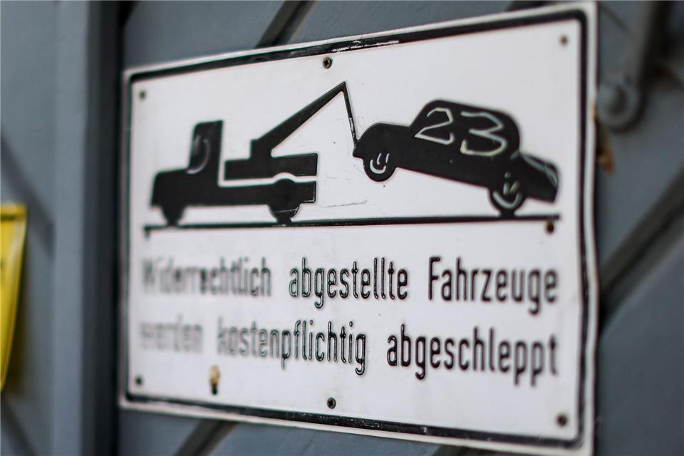 Die Kosten für ein abgeschlepptes Auto sind teils beträchtlich. (Symbolbild)Jan Woitas/dpa/dpa-tmn