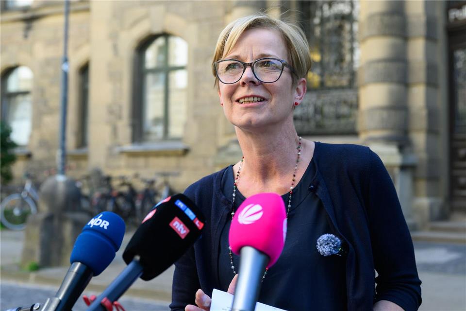 Die Kriminalität in der Region Hannover erreicht 2025 den zweitniedrigsten Stand seit zehn Jahren, sagt Gwendolin von der Osten, Polizeipräsidentin der Polizeidirektion Hannover. (Archivbild)Julian Stratenschulte/dpa