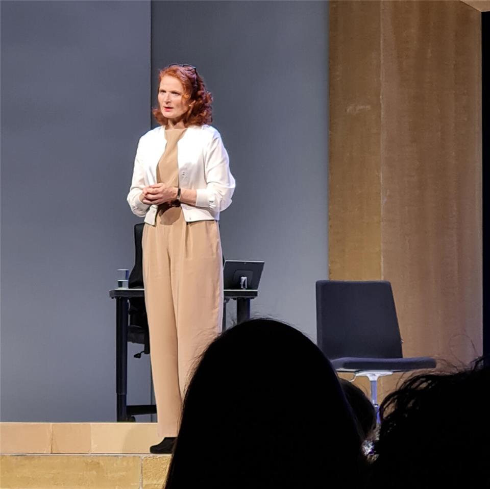 Die Kulturgemeinde hat das Stück „Sie sagt. Er sagt“ nach Borken geholt.