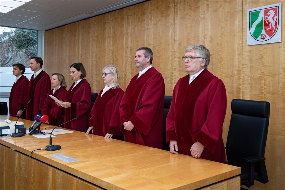 Die Landesregierung will der Justiz mehr Flexibilität ermöglichen. (Archivbild)Guido Kirchner/dpa