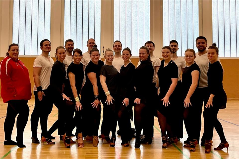 Die Lateinformation des Tanzsportclubs Rot-Weiß in der SG Borken freut sich auf das Ende der Corona-Zwangspause.