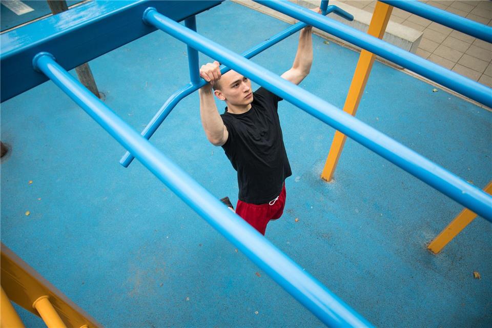 Die Laune für den Rest des Tages hängt davon ab, wie gut das Training gelaufen ist? Das könnte ein Warnzeichen dafür sein, dass man es mit der Selbstoptimierung etwas zu ernst nimmt. picture alliance/dpa/dpa-tmn