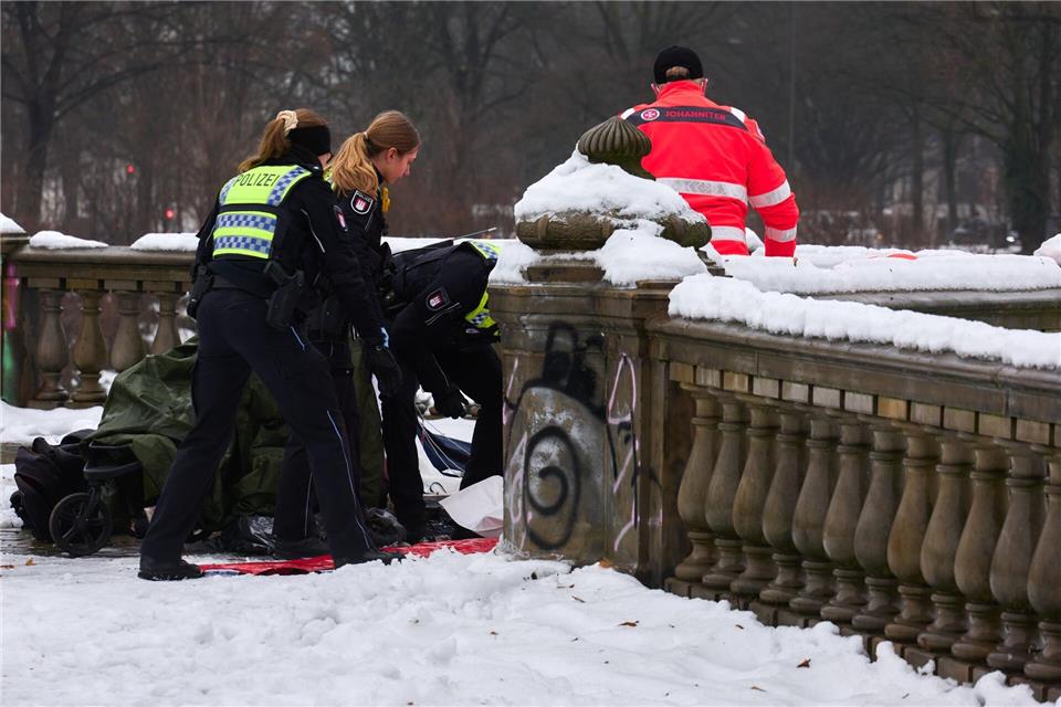Die Leiche des Mannes war am Dienstag entdeckt worden. (Archivbild)Marcus Golejewski/dpa