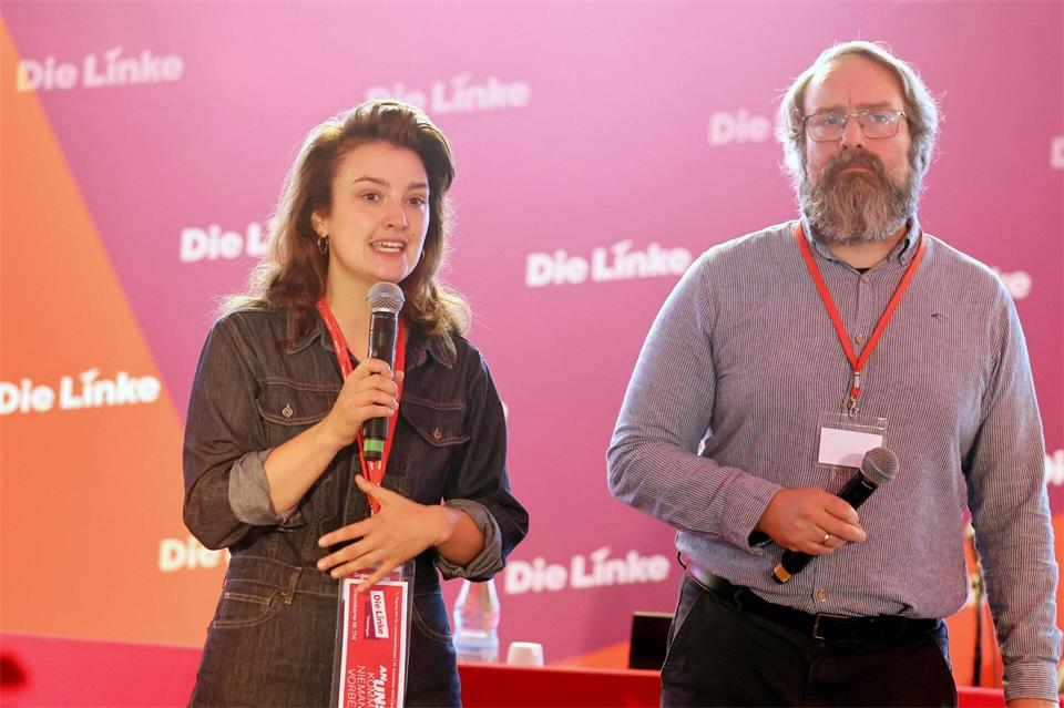 Die Linke hält ihren Landesparteitag in Erfurt ab Bodo Schackow/dpa