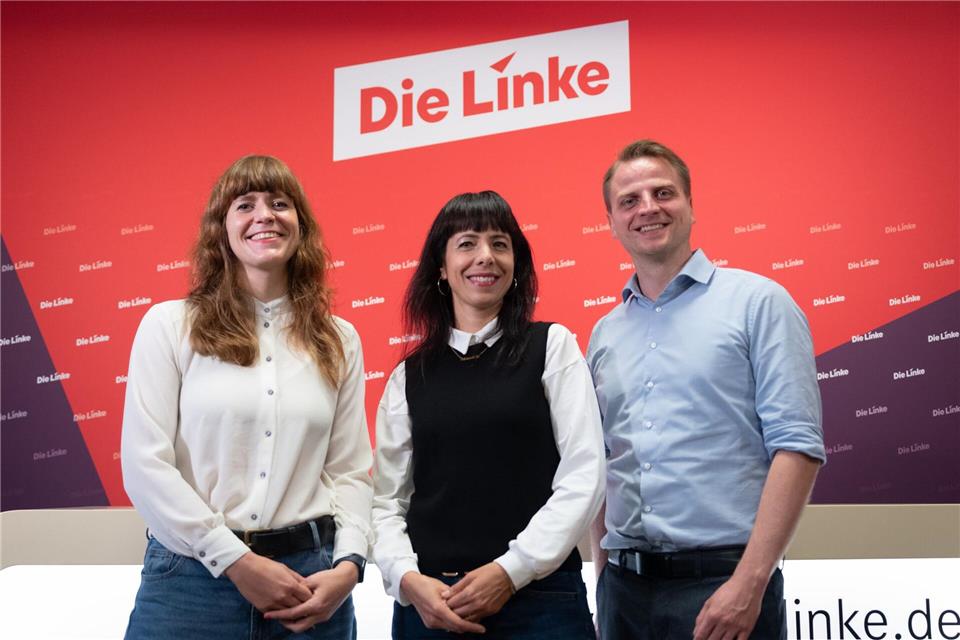 Die Linken-Landesvorsitzenden Kerstin Wolter und Maximilian Schirmer setzen fest auf die designierte Spitzenkandidatin Elif Eralp. (Archivbild)Soeren Stache/dpa