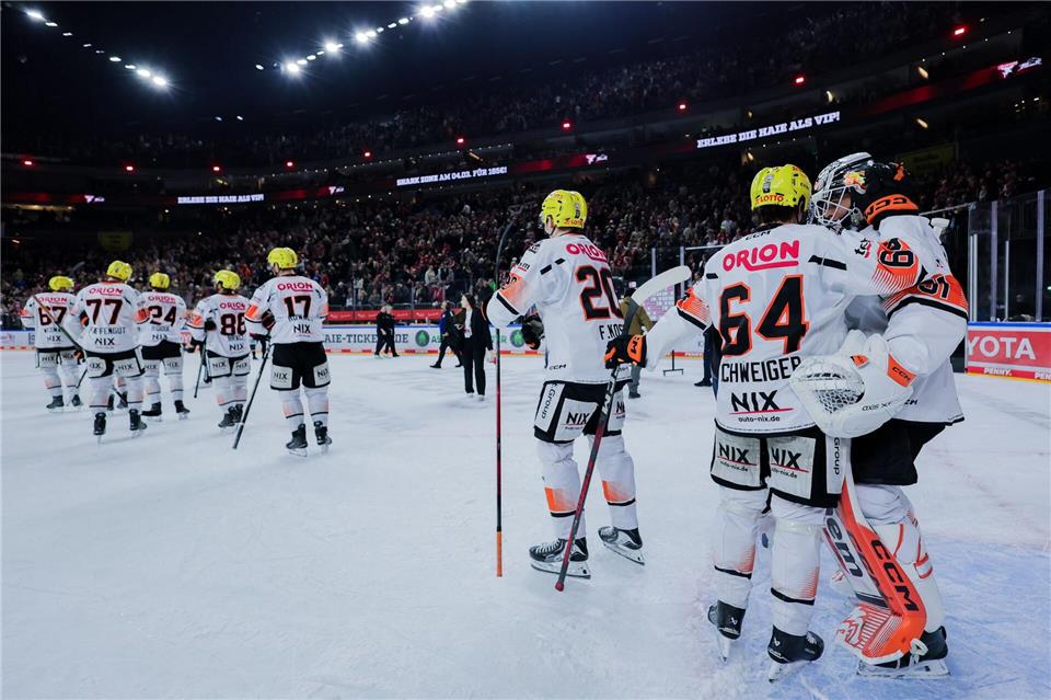 Die Löwen Frankfurt haben mit Adam Scheel einen neuen Torhüter verpflichtet. (Archivbild)Rolf Vennenbernd/dpa
