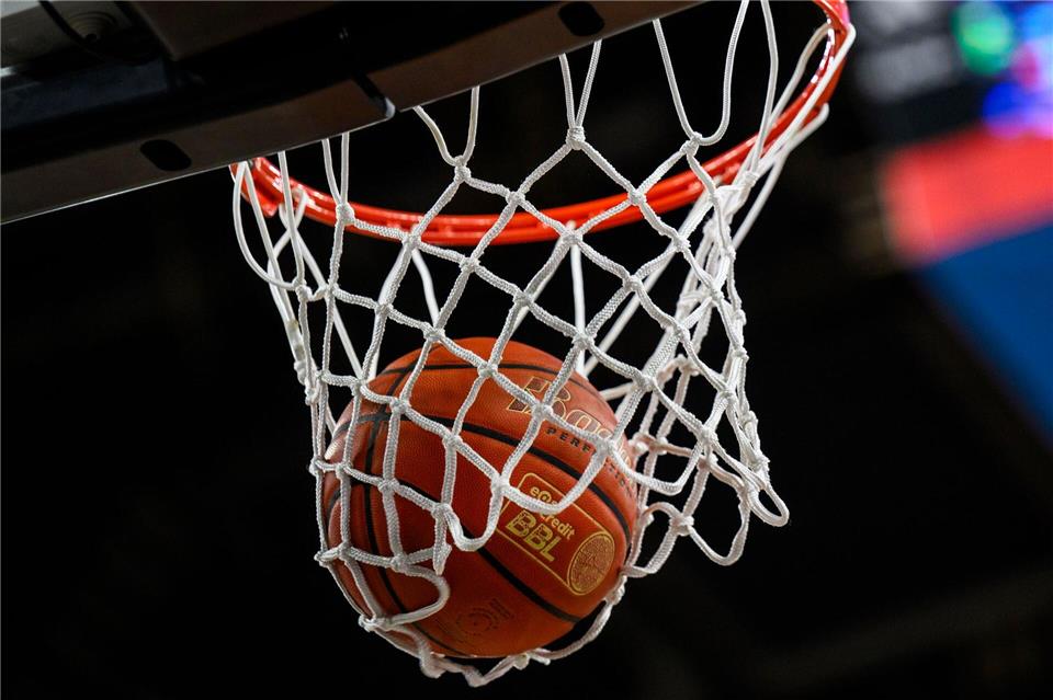 Die Ludwigsburger Basketballer haben ihren Kader für die neue Saison komplett. (Archivbild)Tom Weller/dpa