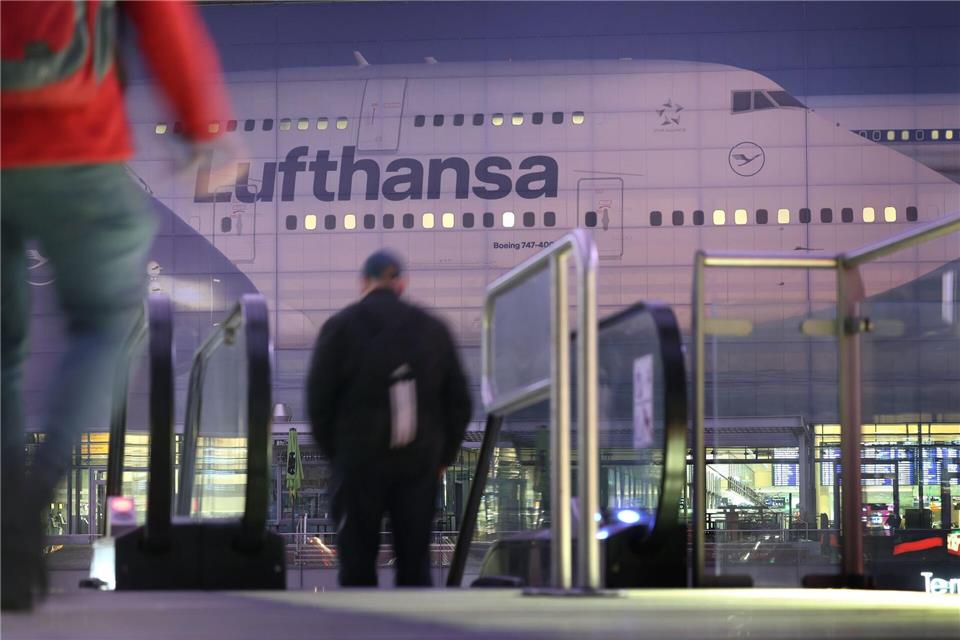 Die Lufthansa setzt auf den Flughafen München und will massiv seine Kapazitäten ausbauen. (Illustration) Karl-Josef Hildenbrand/dpa