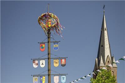 Gemeinde Raesfeld lädt zur Maibaum-Aktion ein