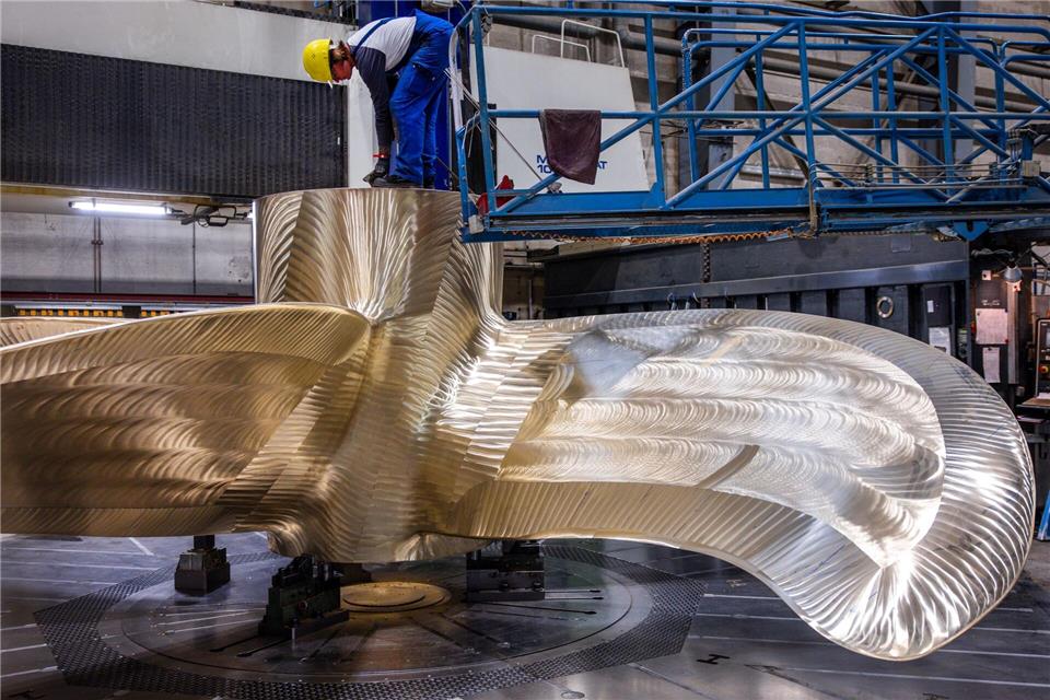 Die Mehrheit der Unternehmen rechnet mit stabilen Beschäftigungszahlen. (Archivbild)Jens Büttner/dpa