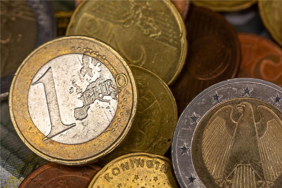 Die Menschen in Baden-Württemberg haben 2025 mehr verdient. (Symbolbild)Fernando Gutierrez-Juarez/dpa