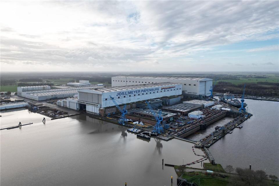 Die Meyer Werft darf sich über einen neuen Auftrag freuen.Lars Penning/dpa