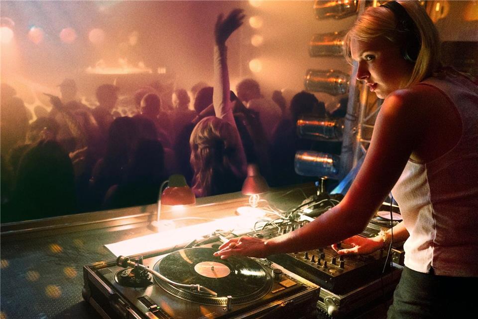 Die Mini-Serie „München Beats“ dreht sich um Münchner Techno-Geschichte.Marc Reimann/ZDF/dpa