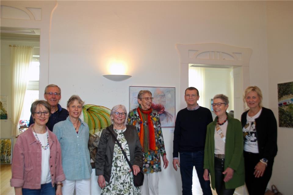 Die Mitglieder der Künstlergruppe „dasselbe anders“ freuten sich mal wieder ihre Kunstwerke zeigen zu können.
