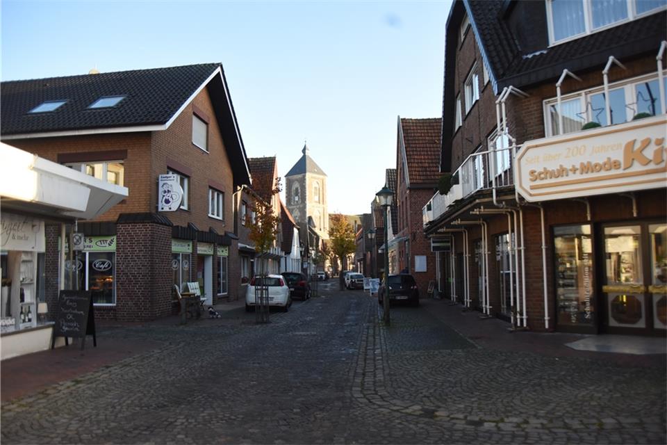 Die Mitglieder des Planungsausschusses haben sich gestern dafür ausgesprochen, dass die Stadtverwaltung die Pläne, den Ramsdorfer Ortskern umzugestalten, fortführen soll. 