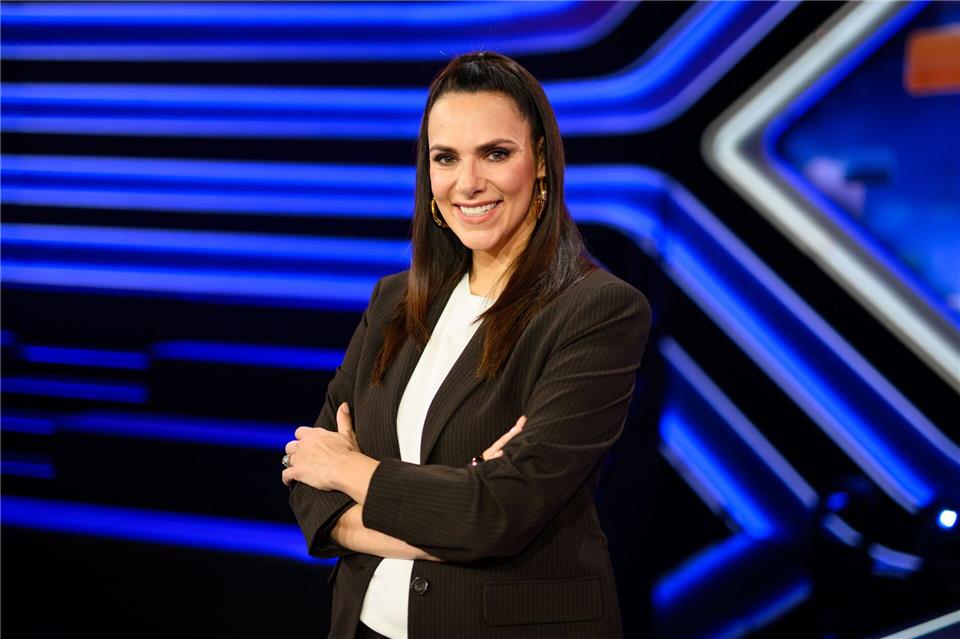 Die Moderatorin Esther Sedlaczek wünscht sich, dass es in Deutschland bald wieder Olympische Spiele geben wird.Daniel Reinhardt/dpa