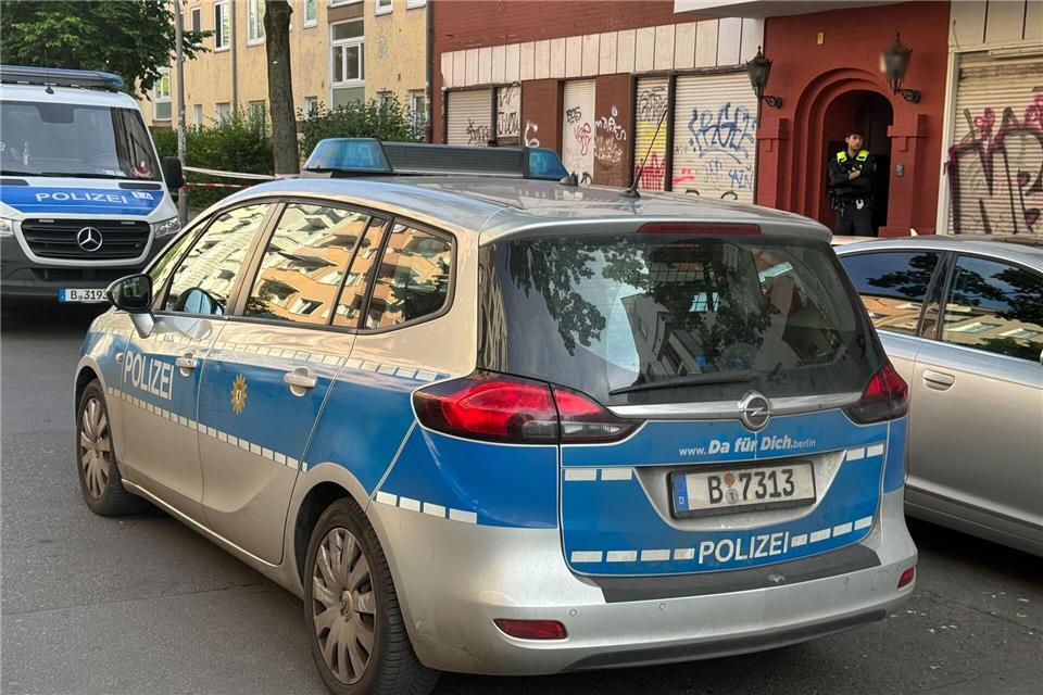 Die Mordkommission ermittelt im Fall eines toten Arztes in Berlin.Sven Käuler/TNN/dpa