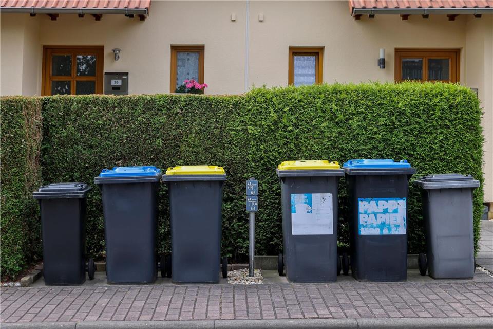 Die Müllgebühren in den deutschen Großstädten klaffen teils deutlich auseinander.picture alliance/dpa