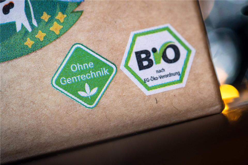 Die Nachfrage nach Bio-Lebensmitteln ist im zweiten Quartal erneut gestiegen. (Archivbild)Sina Schuldt/dpa