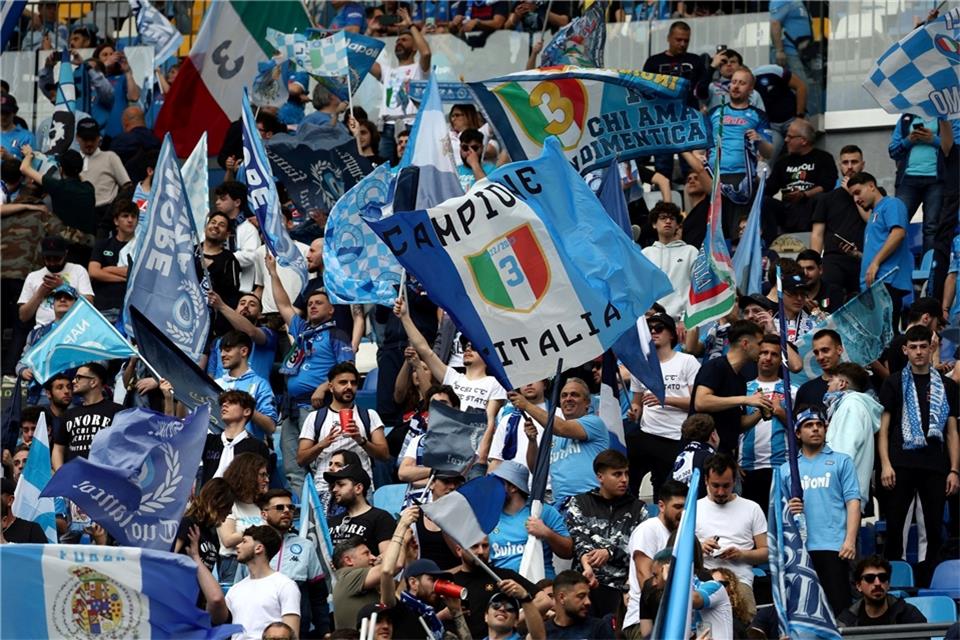 Die Napoli-Fans müssen ihre Meister-Party erneut vertagen.