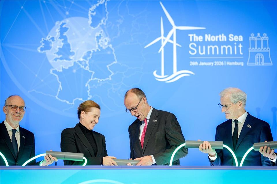 Die Nordsee-Anrainer wollen sich besser vernetzen.Kay Nietfeld/dpa