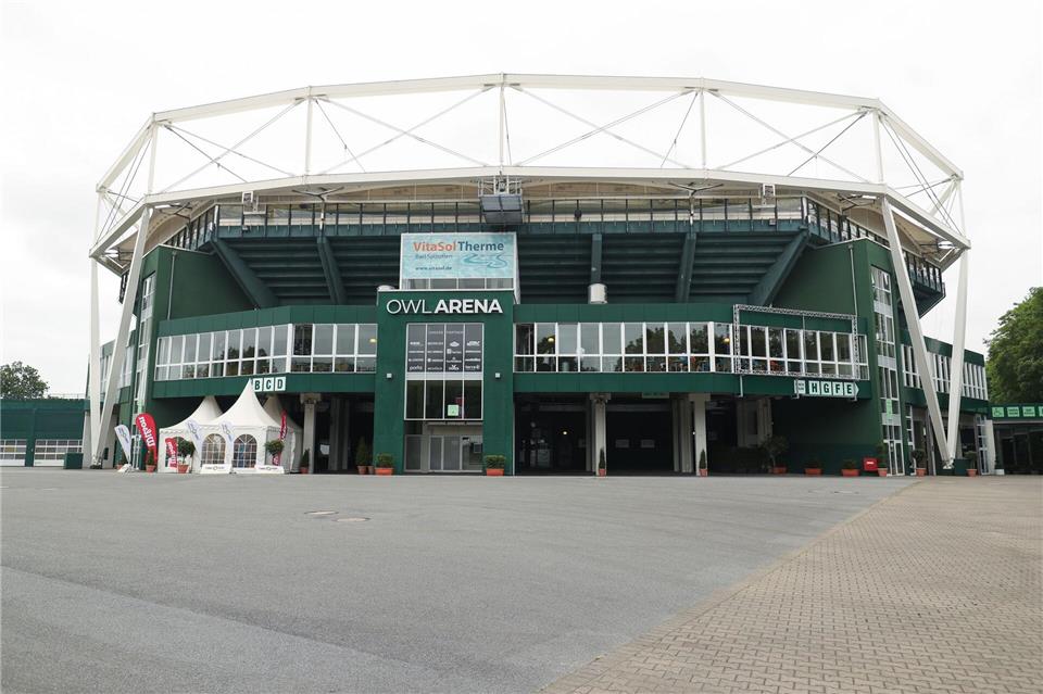 Die OWL-Arena in Halle trägt künftig einen neuen Namen. (Archivbild) Friso Gentsch/dpa