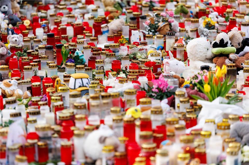 „Massaker“ - Frauen schildern Messerattacke auf Kleinkinder Die Opfer werden die Tat ihr Leben lang nicht vergessen. (Archivbild)Daniel Karmann/dpa