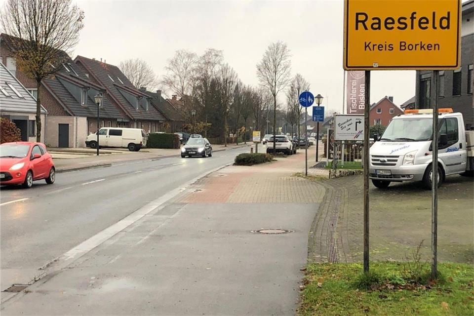 Die Ortstafel an der Dorstener Straße (B70) soll um 50 Meter in Richtung Kreisverkehr versetzt werden.