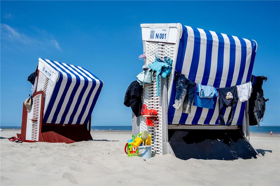 Die Ostfriesischen Inseln gehören zu den beliebtesten Urlaubsorten in Niedersachsen. (Archivbild)Hauke-Christian Dittrich/dpa