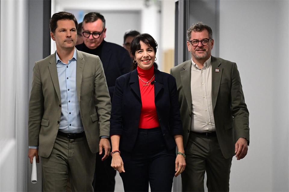 Die Parteispitzen informierten am späten Nachmittag über das Ergebnis der Sondierungen. Fabian Sommer/dpa