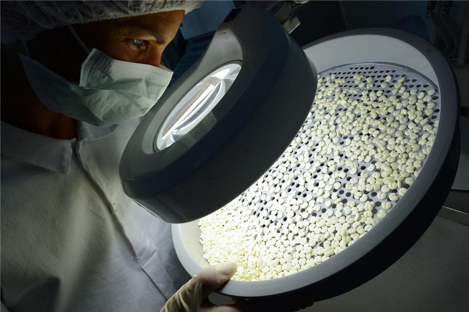 Die Pharmaproduktion ist besonders stark reguliertArne Dedert/dpa