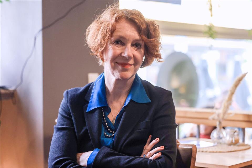 Die Politologin Ulrike Guérot zieht im Kündigungsstreit mit der Universität Bonn vor das Bundesarbeitsgericht. (Archivbild) Oliver Berg/dpa