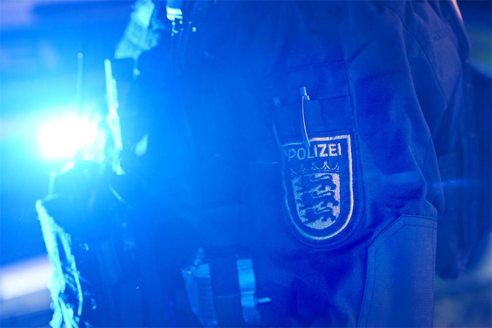 Die Polizei ermittelt. (Symbolbild)Franziska Kraufmann/dpa