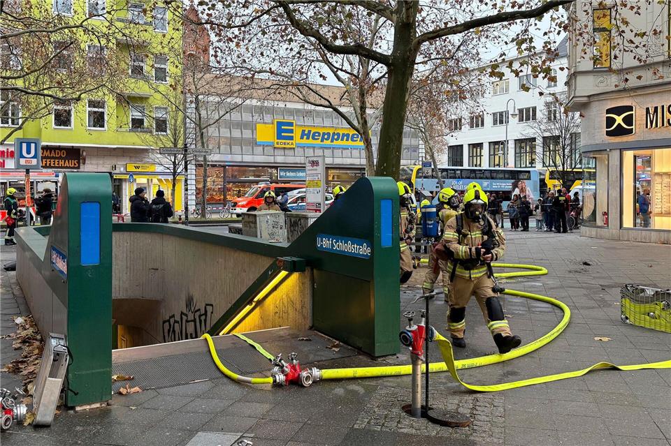 Die Polizei ermittelt nach dem Feuer weiter nach der Brandursache. (Archivbild)Marion van der Kraats/dpa