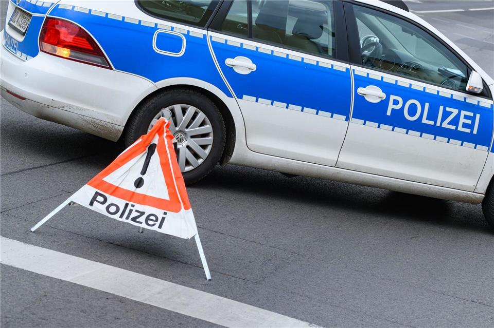 Die Polizei ermittelt wegen schweren Diebstahls. (Symbolbild)Patrick Pleul/dpa