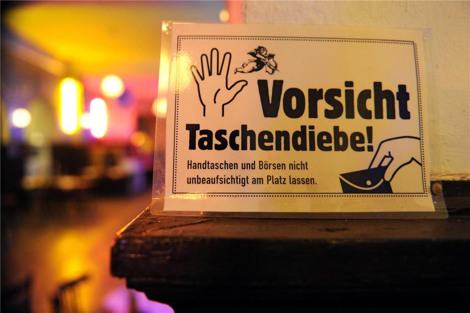 Die Polizei fasste eine internationale Diebesbande. (Symbolbild) Jens Kalaene/dpa