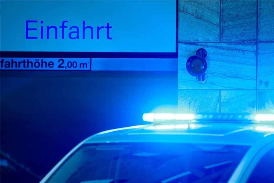 Die Polizei hat die Spuren in mehreren Münchner Tiefgaragen gesichert. (Symbolbild)Christoph Reichwein/dpa