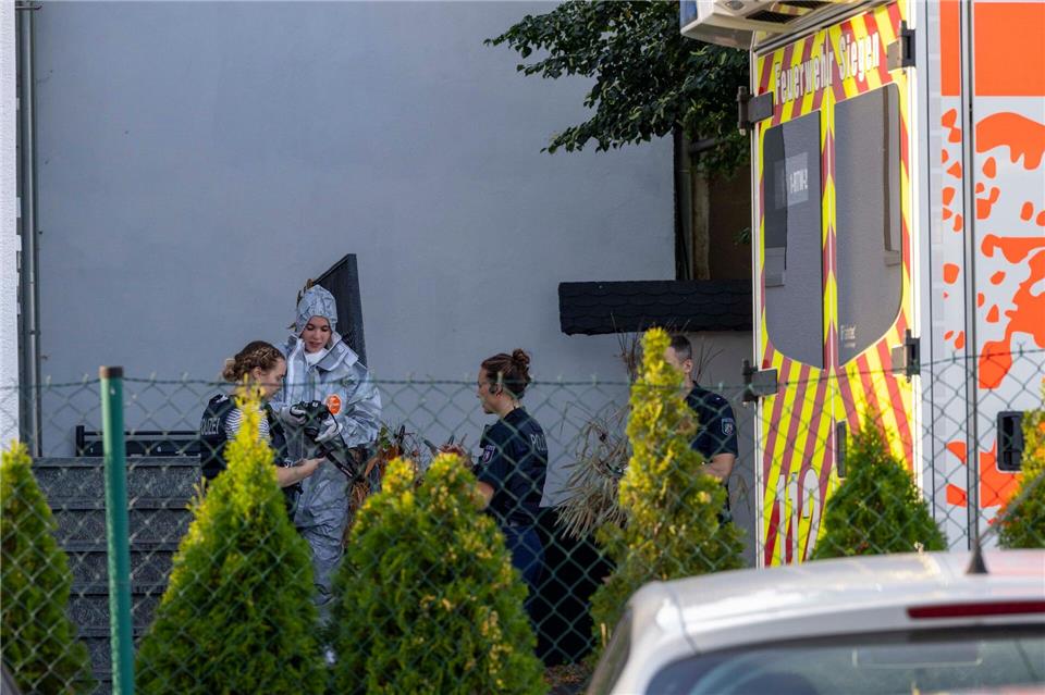 Die Polizei hat eine junge Frau tot in einer Wohnung gefunden.Kai Osthoff/dpa