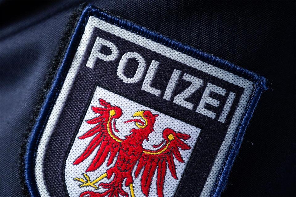 Die Polizei ist zu einem größeren Einsatz in Potsdam ausgerückt. (Symbolbild)Soeren Stache/dpa