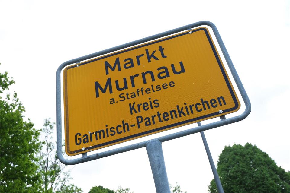 Die Polizei leitete eine Großfahndung in Murnau und Umgebung ein.Karl-Josef Hildenbrand/dpa
