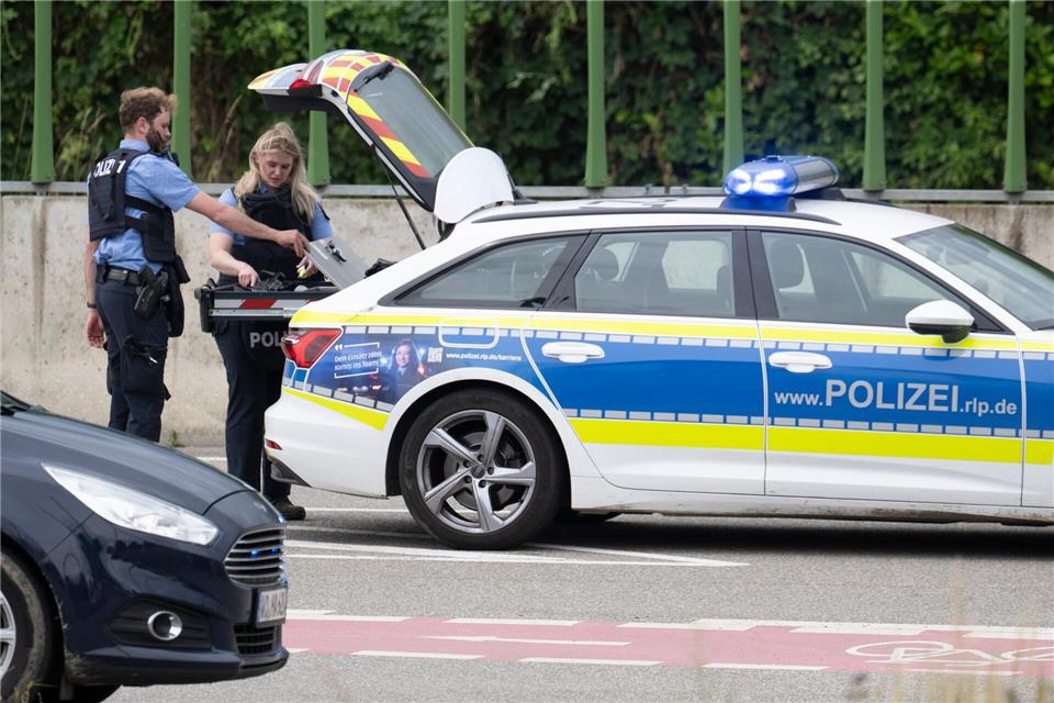 Die Polizei lobte die Besonnenheit von Schülern und Lehrern, alles sei ruhig verlaufen. Boris Roessler/dpa