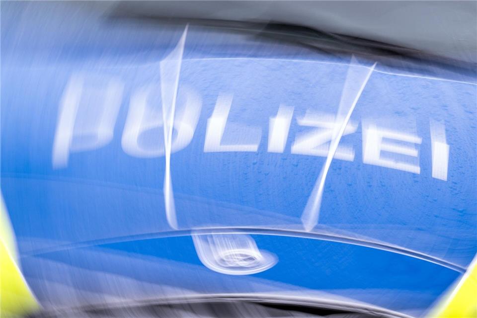 Die Polizei rückte an. (Symbolbild) Soeren Stache/dpa