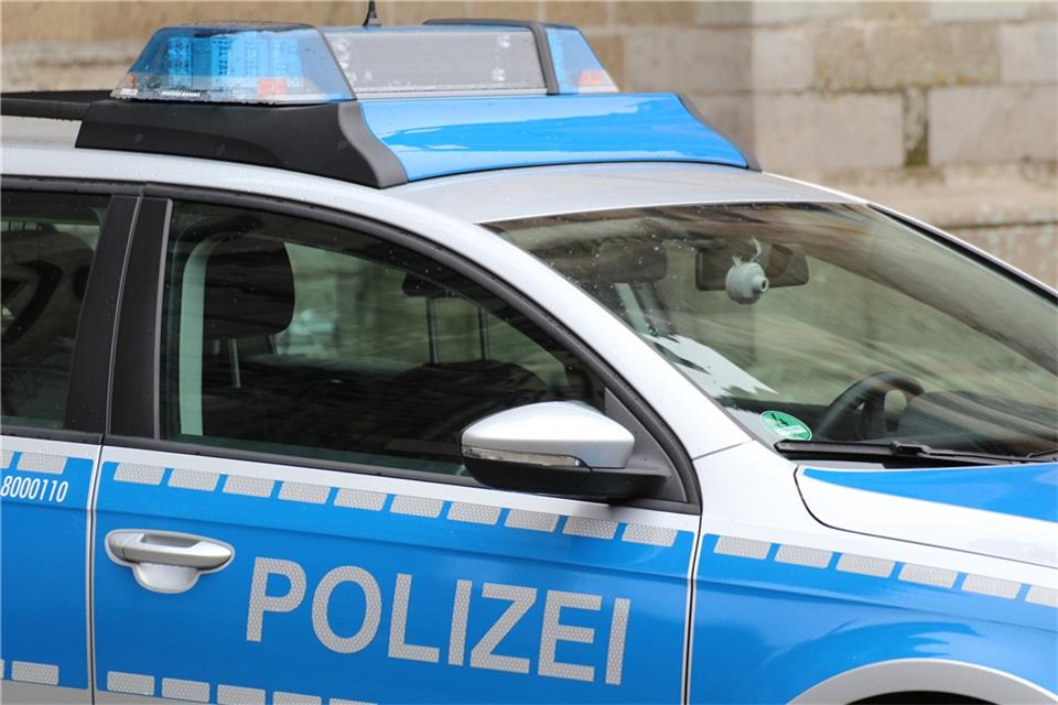 Die Polizei sucht Zeugen der Tat.