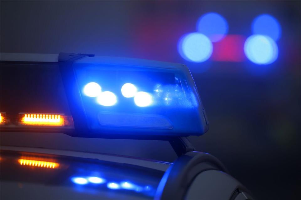 Schrauben auf Straßen im Raum Boppard Die Polizei warnt vor Schrauben auf Straßen in Boppard. (Symbolbild)Karl-Josef Hildenbrand/dpa