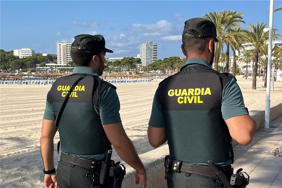 Die Polizeieinheit Guardia Civil hatte die Verdächtigen im Sommer 2024 festgenommen. (Symbolbild)Guardia Civil/Europapress/dpa