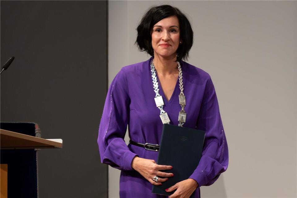 Die Potsdamer Oberbürgermeisterin Noosha Aubel sucht seit ihrem Wahlsieg im Oktober noch eine Wohnung - aber nicht irgendeine, sondern ein schönes Zuhause für ihre Familie, wie sie sagte.Soeren Stache/dpa