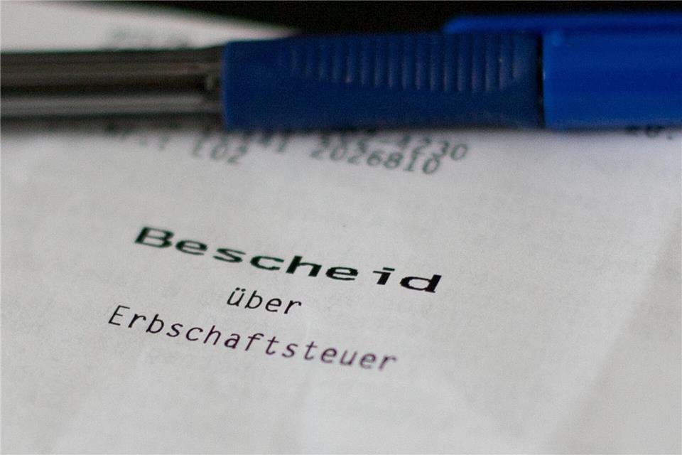 Die Präsidentin des Verbands der Familienunternehmer schlägt die Streichung der Erbschaftsteuer für Betriebe in Ostdeutschland vor. (Symbolbild)Wolfram Kastl/dpa