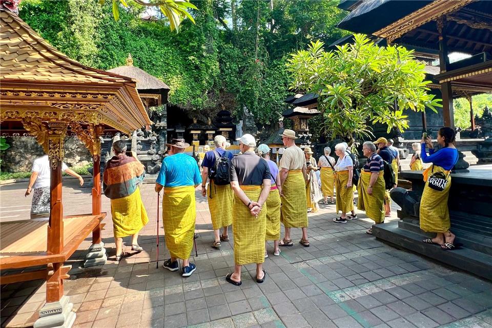 Die Provinzregierung wünscht sich mehr „Qualitätstouristen“, die Respekt für die Kultur und Traditionen Balis zeigen. ((Archivbild)Carola Frentzen/dpa