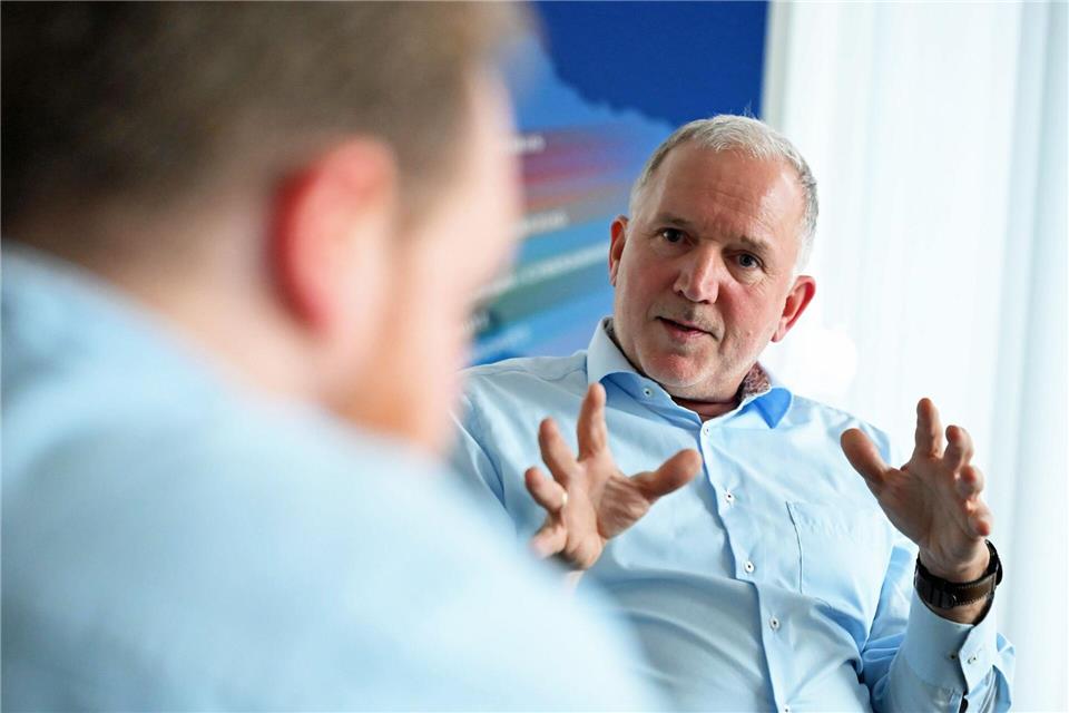 Die Radikalisierung von Einzelpersonen im Internet ist schwer zu erkennen, sagt Verfassungsschutzpräsident Pejril. (Archivbild)Shireen Broszies/dpa