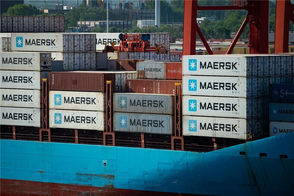 Die Reederei Maersk will seinen Standort in Hamburg ausbauen.Jonas Walzberg/dpa